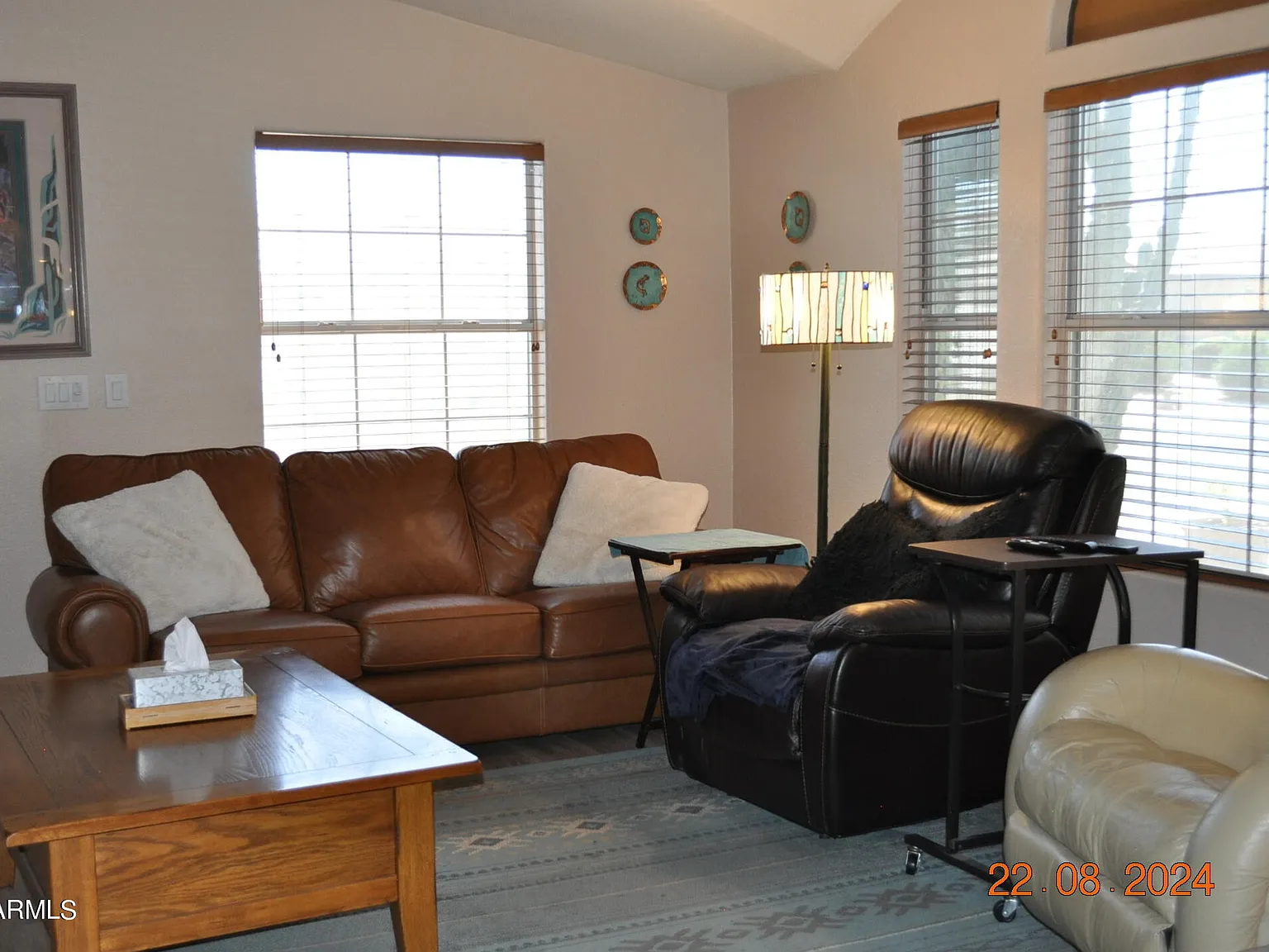 2 bed, 2.0 bath, 1404 sqft, $3,000 — Photo 2