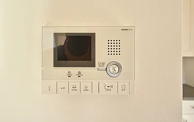 Rented by Makover Group Inc