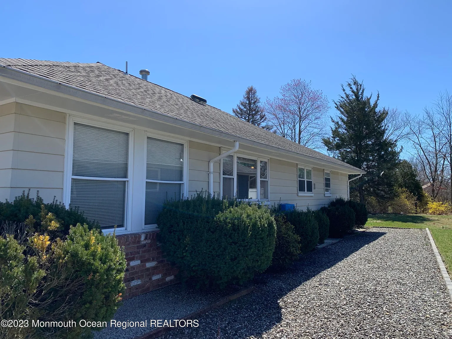 61 Mount Fairweather Lane photo 1