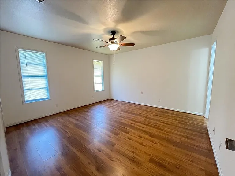 401 Anderson Rd — Photo 15