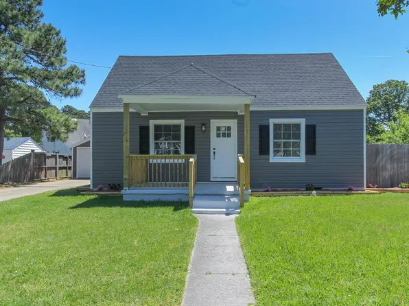 423 Fresh Meadow Rd, Norfolk, VA 23503