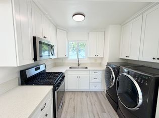 810 1/2 Main St, Huntington Beach, CA 92648