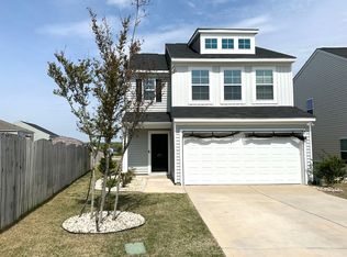 401 Eclipse Ln, Elgin, SC 29045