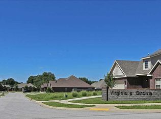 104 NE Chicory Ln, Bentonville, AR 72712