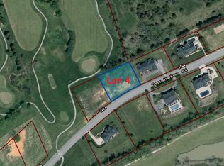 1027 Deer Harbour Rd, Bristol, TN 37620