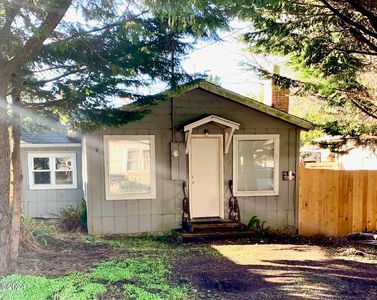 719 SE Reef Ave, Lincoln City, OR, 97367