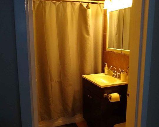 5th image of 419 Erie St SE APT 102