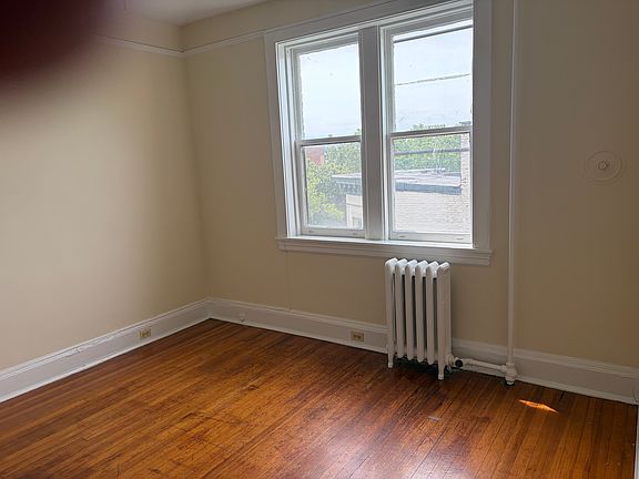 5th image of 2624 Saint Paul St APT 3A