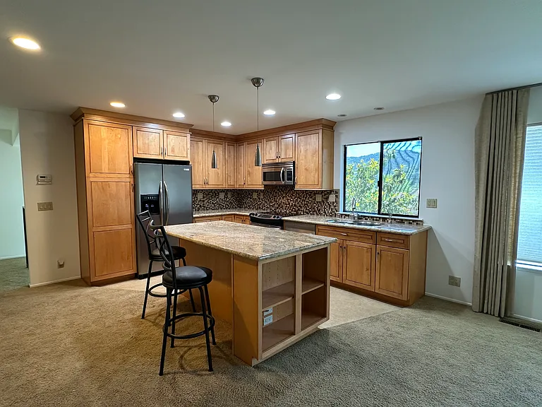 40 Shannon Ct — Photo 11