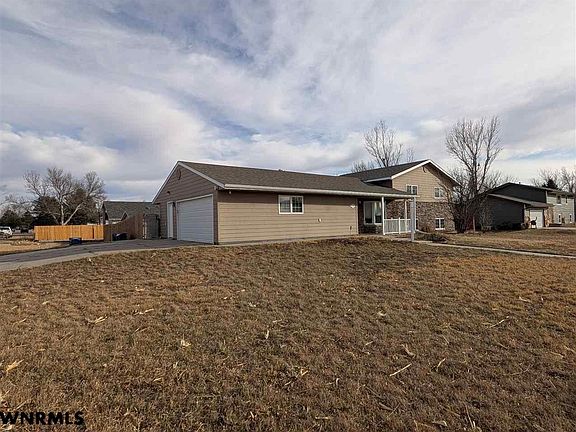 3rd image of 4313 Cottonwood Ave