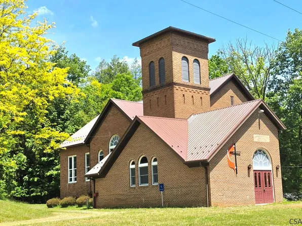 426 N Fork Rd, Johnstown, PA 15905