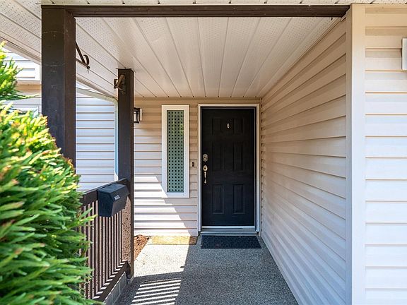 3rd image of 2962 Gladeson Ln