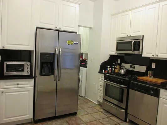 Rented by Rita S Citrin, LREB | media 4