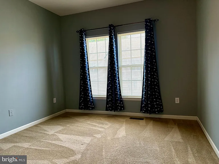 2328 Forest Ridge Ter #6 — Photo 28