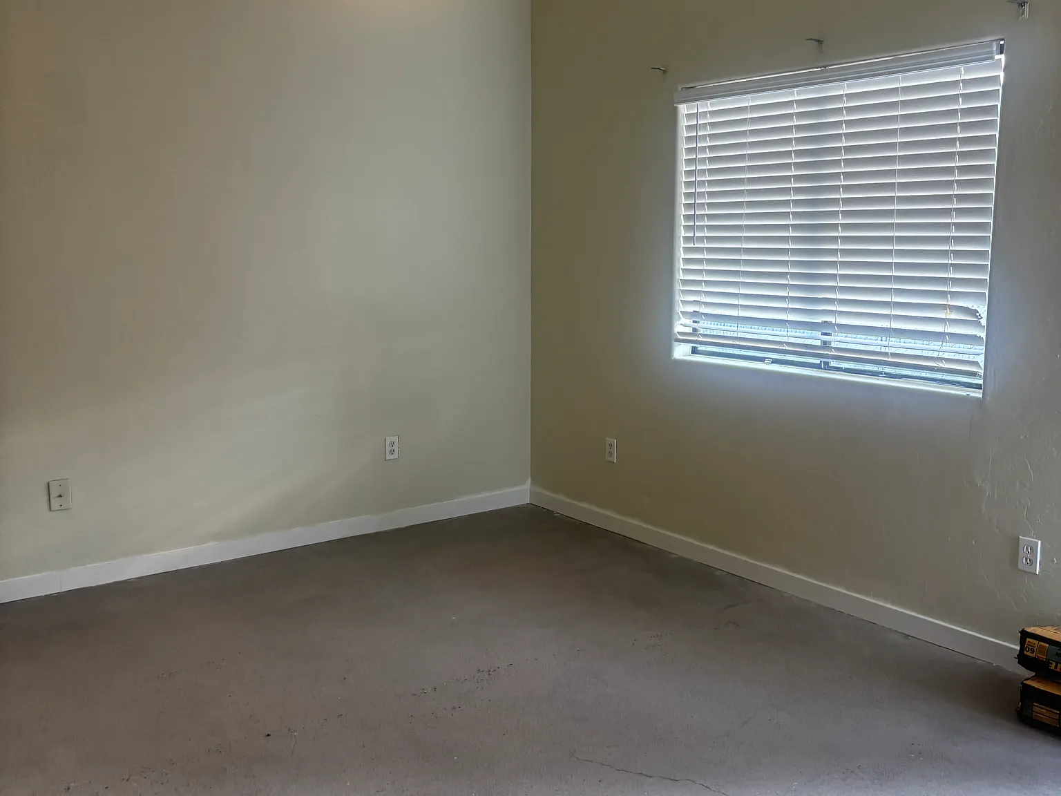 2 bed, 700 sqft, $1,325 — Photo 3