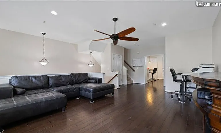 Dining/ Kitchen