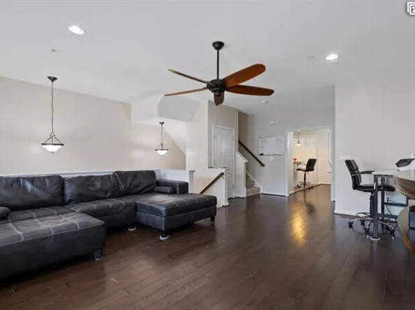 8104 Sport View Rd #1, Hyattsville, MD 20785