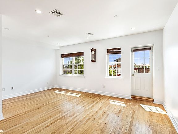 4th image of 1544 E 13th St #Phb