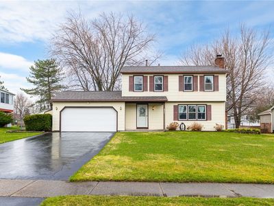 311 Squire Dale Ln, Rochester, NY, 14612