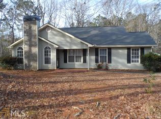 16 Sandstone Ln, Sharpsburg, GA 30277
