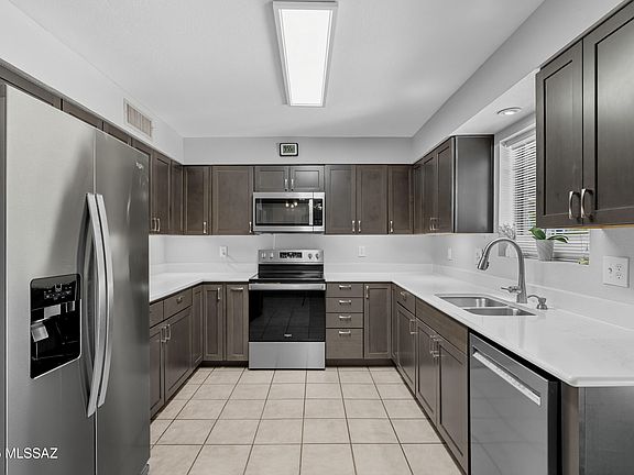 5th image of 15840 N Starboard Dr