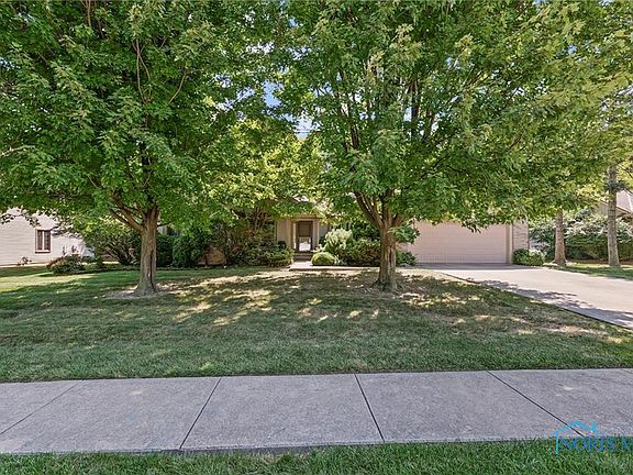 2nd image of 26954 Cranden Dr