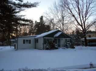 2 Walter Palmer Ln, Salem, NH 03079
