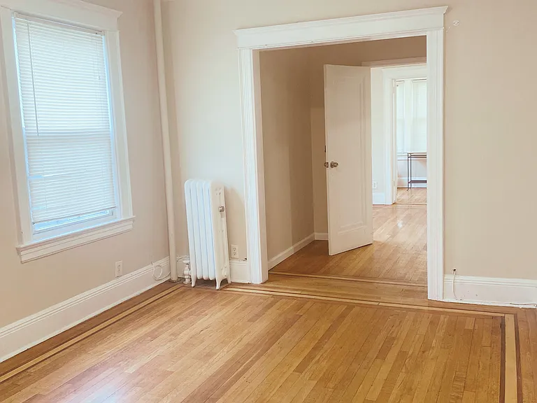 832 Calhoun Ave #1R — Photo 8