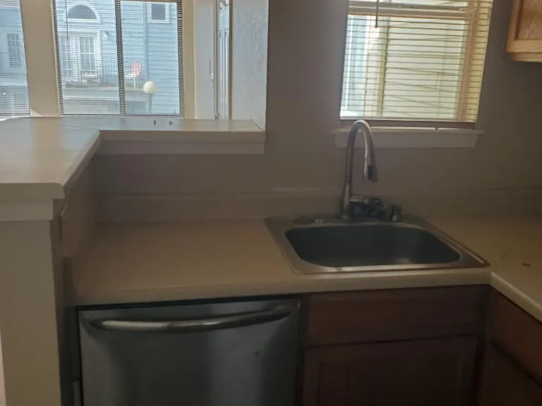 1808 E 66th Pl #D205 — Photo 6