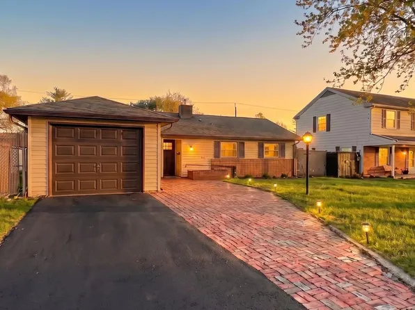 38 Sherwood Ln, Willingboro, NJ 08046