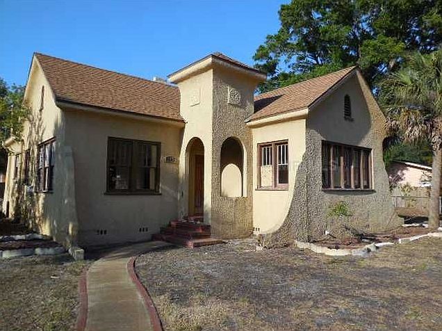 1st image of 665 38th Ave S