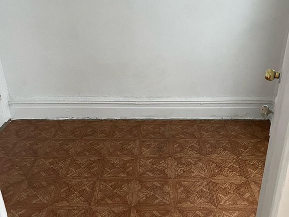 3rd image of 3146 Perry Ave Floor 2