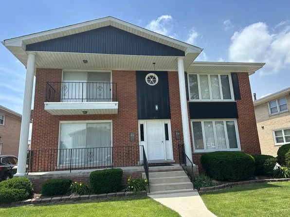 4520 Elm Ave APT 1, Brookfield, IL 60513