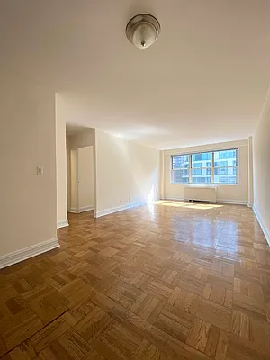 Rented by (Legacy) Elegran | media 8