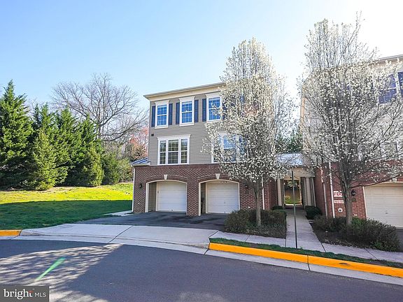 2nd image of 7016 Huntley Run Pl #140