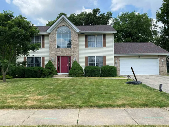 2018 Grandchester Pl, Rockford, IL 61107