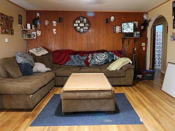 4th image of 171 Stone Crest Avenue