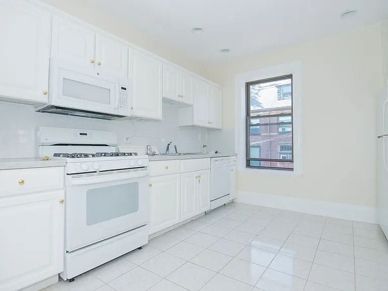 20 Dean Rd #3 — Photo 8