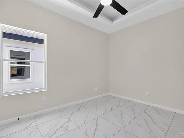 1215 S Woodland Dr #1 — Photo 7