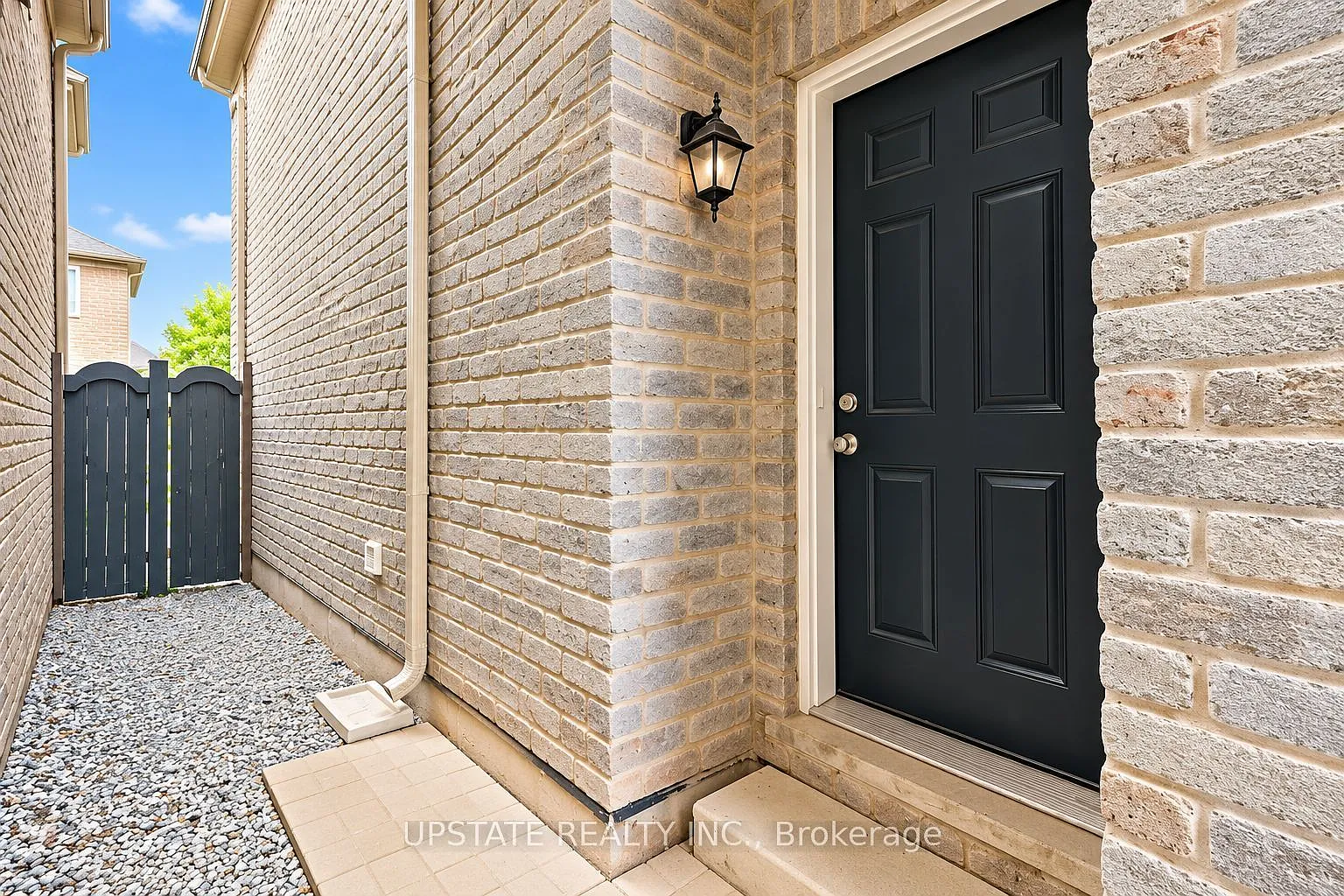 2 bed, $1,750 — Photo 1