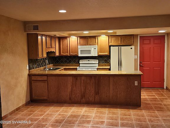 4th image of 540 Jordan Road #2