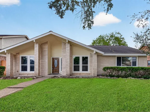 11034 Hidden Bend Dr, Houston, TX 77064