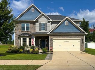 1823 Ridge Creek Dr, Kernersville, NC 27284