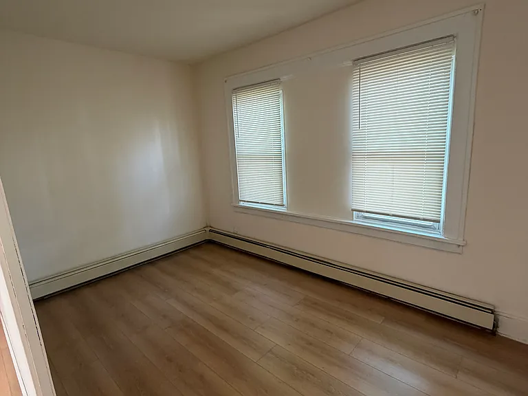 33 Park St #1 — Photo 2