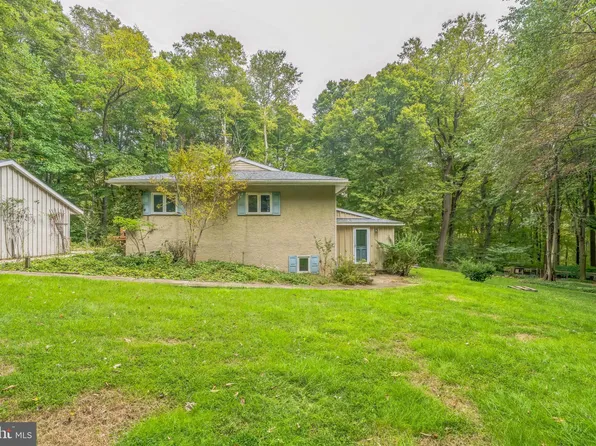 8 Running Deer Trl, Landenberg, PA 19350