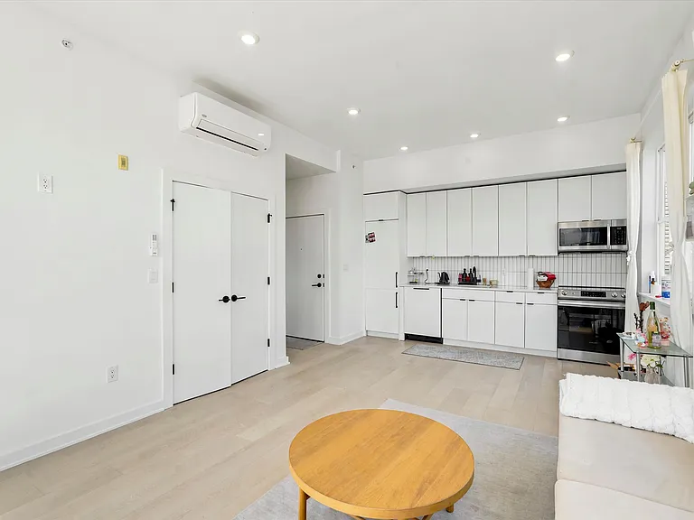 2525 Frankford Ave #5 — Photo 5