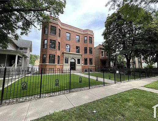2nd image of 315 N Long Ave #1S