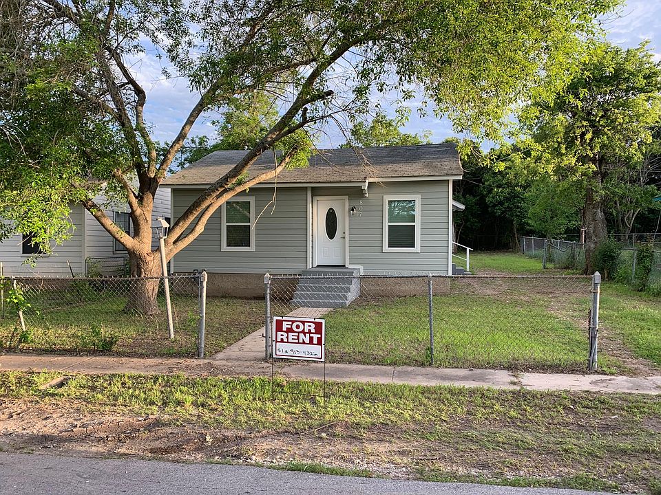 1st image of 807 E Avenue M
