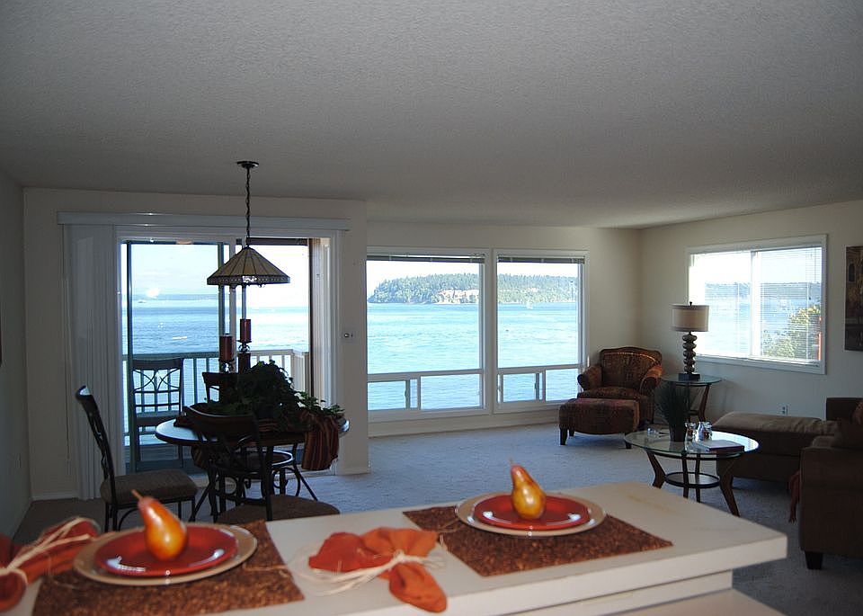 1st image of 2806 Harborview Dr APT A