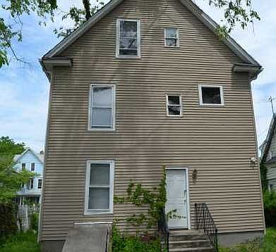 2nd image of 103-105 King St